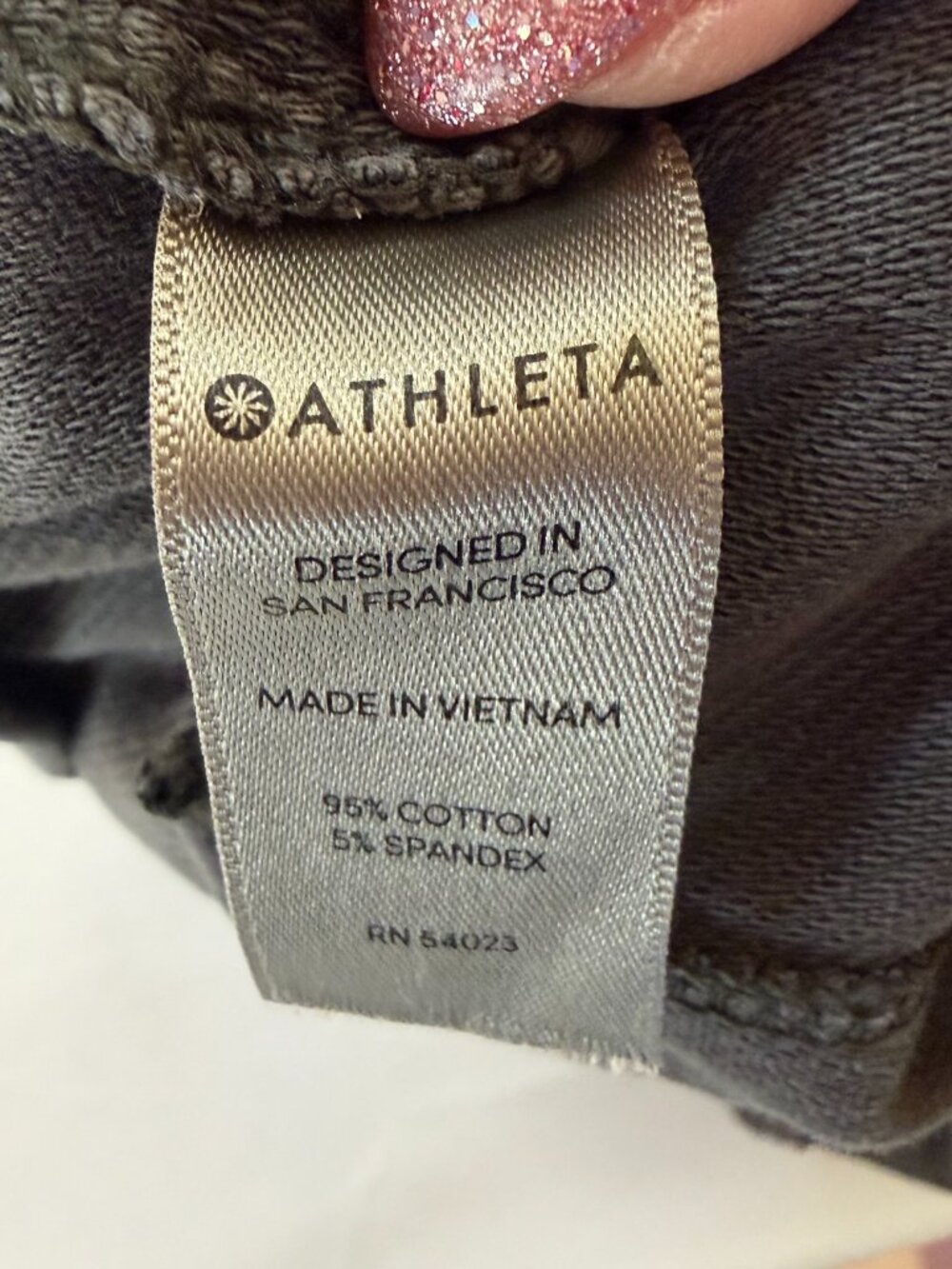 Athleta Women's 10 Gray Jogger Pants Drawstring Elastic Waist Pockets Stretch - Picture 9 of 9